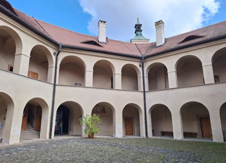 Zámek Roztoky, Czech Republic (Czechia)